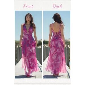 One33 Social  Perry Pleated Printed Maxi Gown sz 4 Pink Watercolor Floral  Maxi